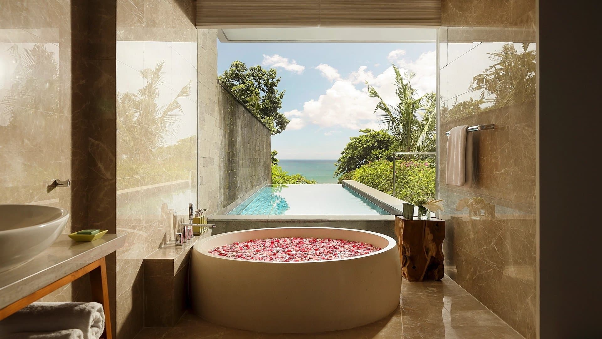 maya sanur heavenly suite bathub pool view maya sanur heavenly suite bathub pool view